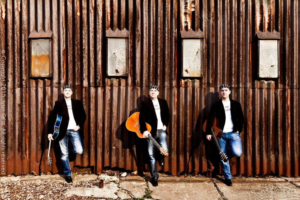 balkan strings (1)